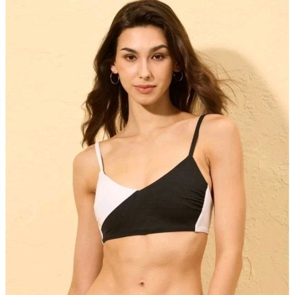 Shade & Shore Swimwear Womens Small Black & White Colorblo Bikini Top Padded NWT
